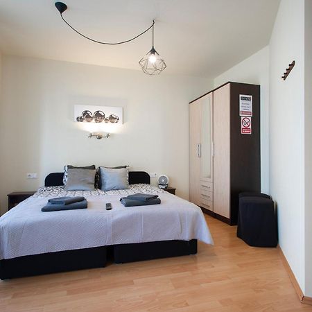 Lucsony Apartman Mosonmagyarovar Exterior photo