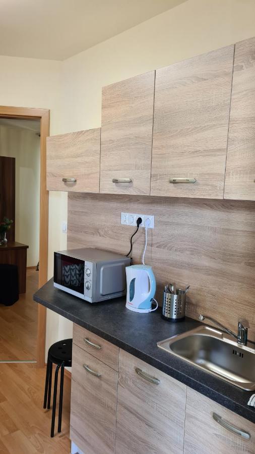 Lucsony Apartman Mosonmagyarovar Exterior photo