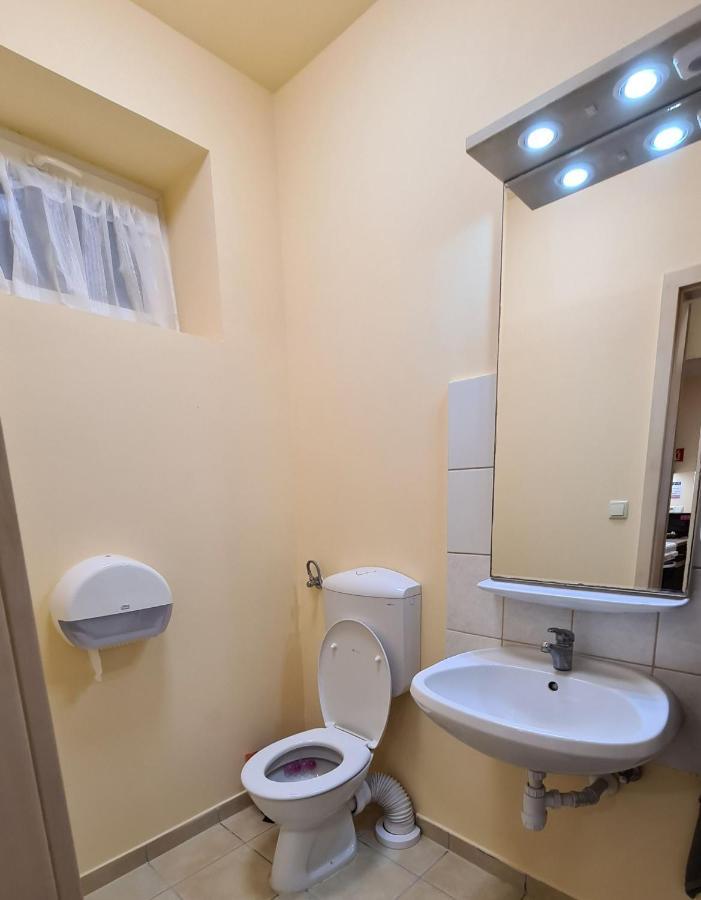 Lucsony Apartman Mosonmagyarovar Exterior photo